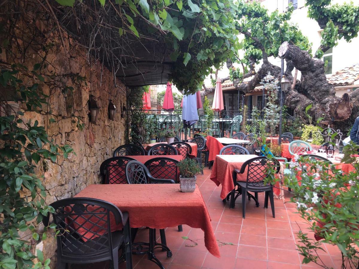 Hotel Le Provencal Aups Exterior foto
